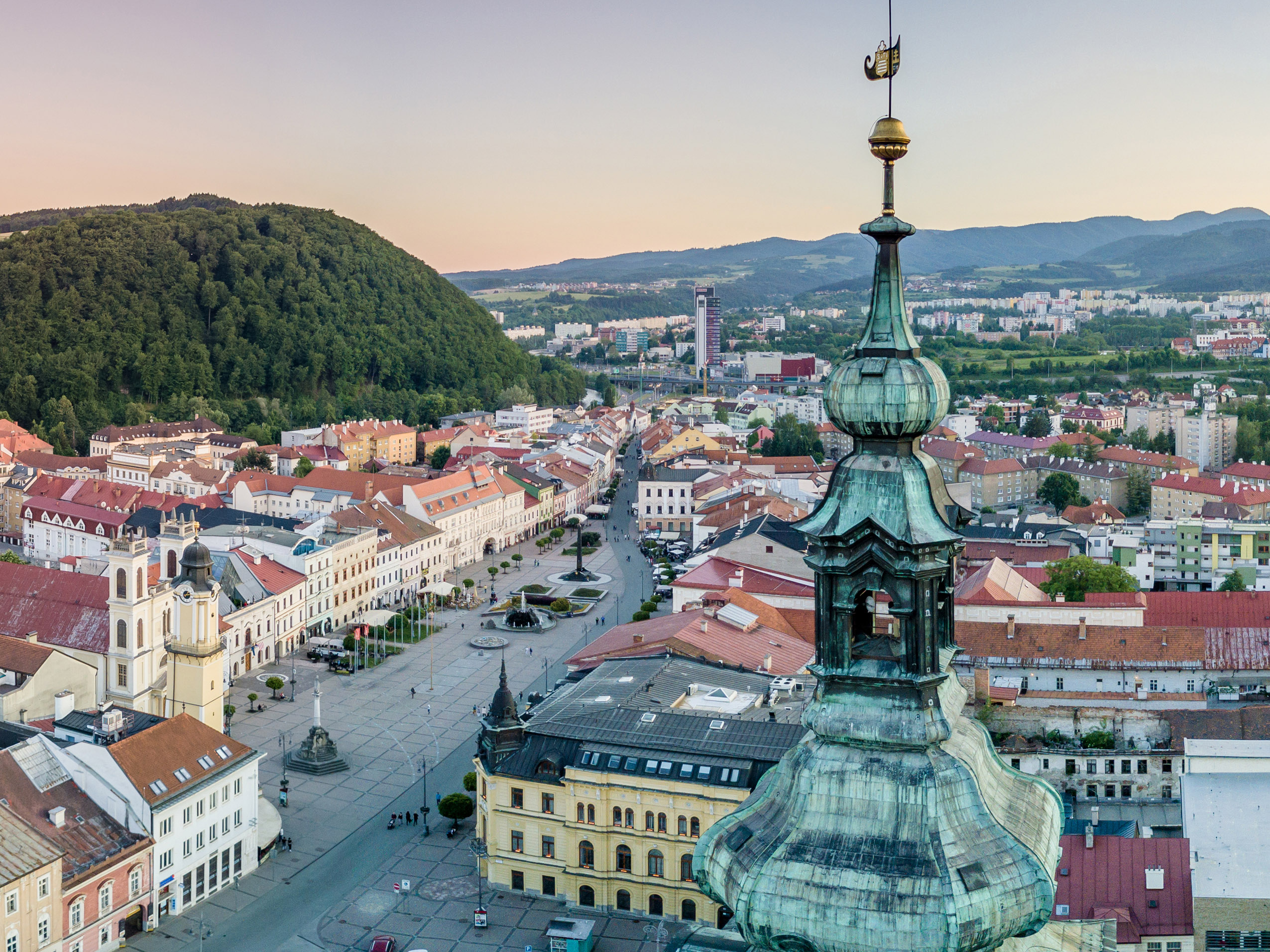 Pohľad z Barbakanu na centrum Banskej Bystrice