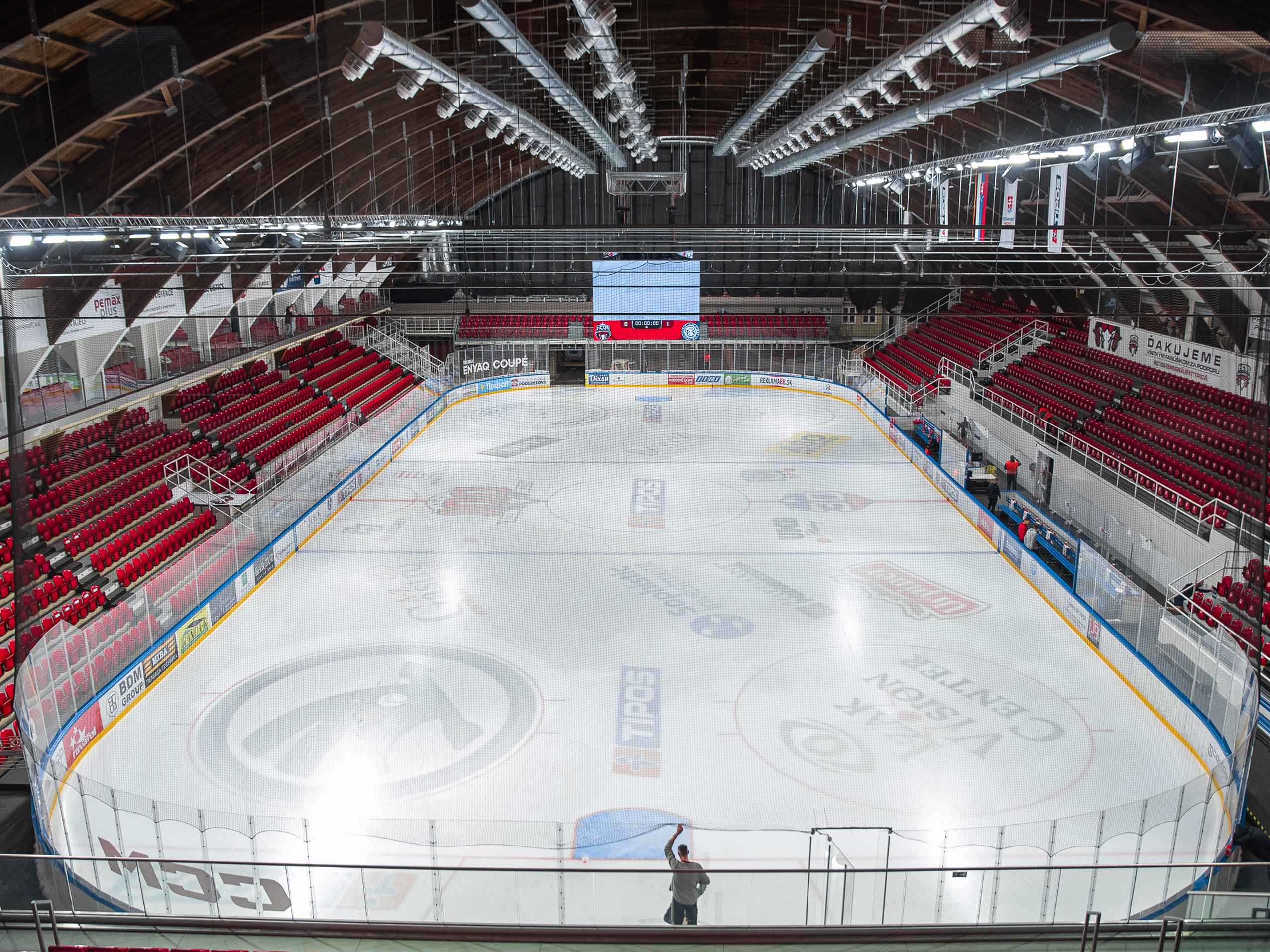 Ľadová plocha zimného štadióna Banská Bystrica